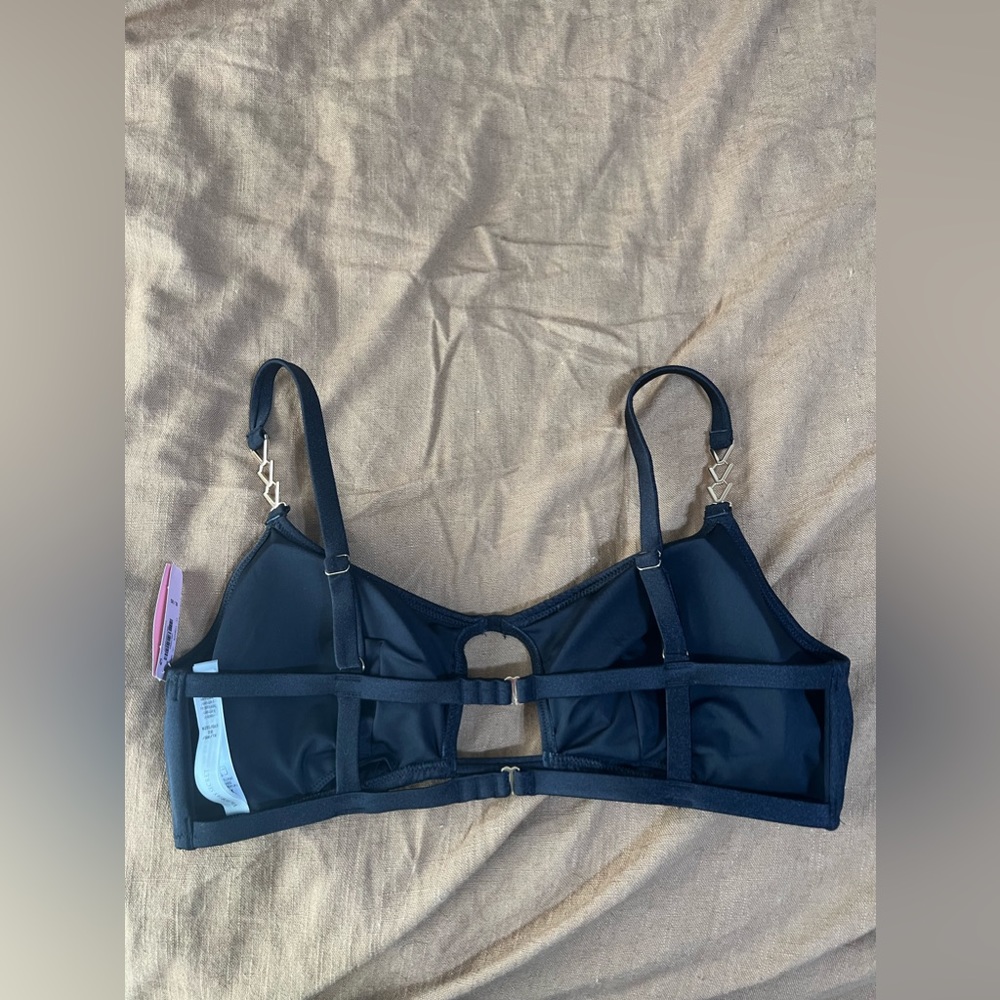 NWT. Victoria’s Secret Swim Top!